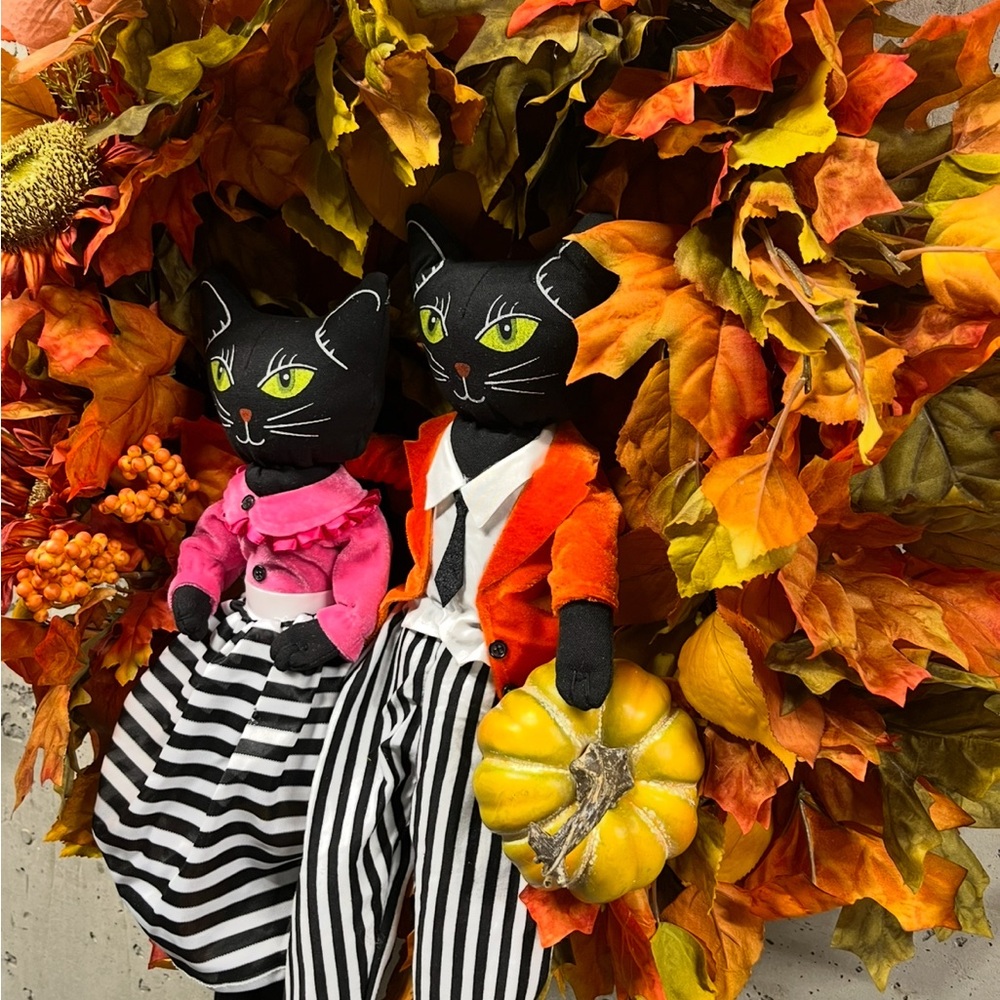 New Hand Crafted Fall Halloween Black Sitting Cats Wreath Pumpkins Sunflowers Lg - Picture 6 of 9